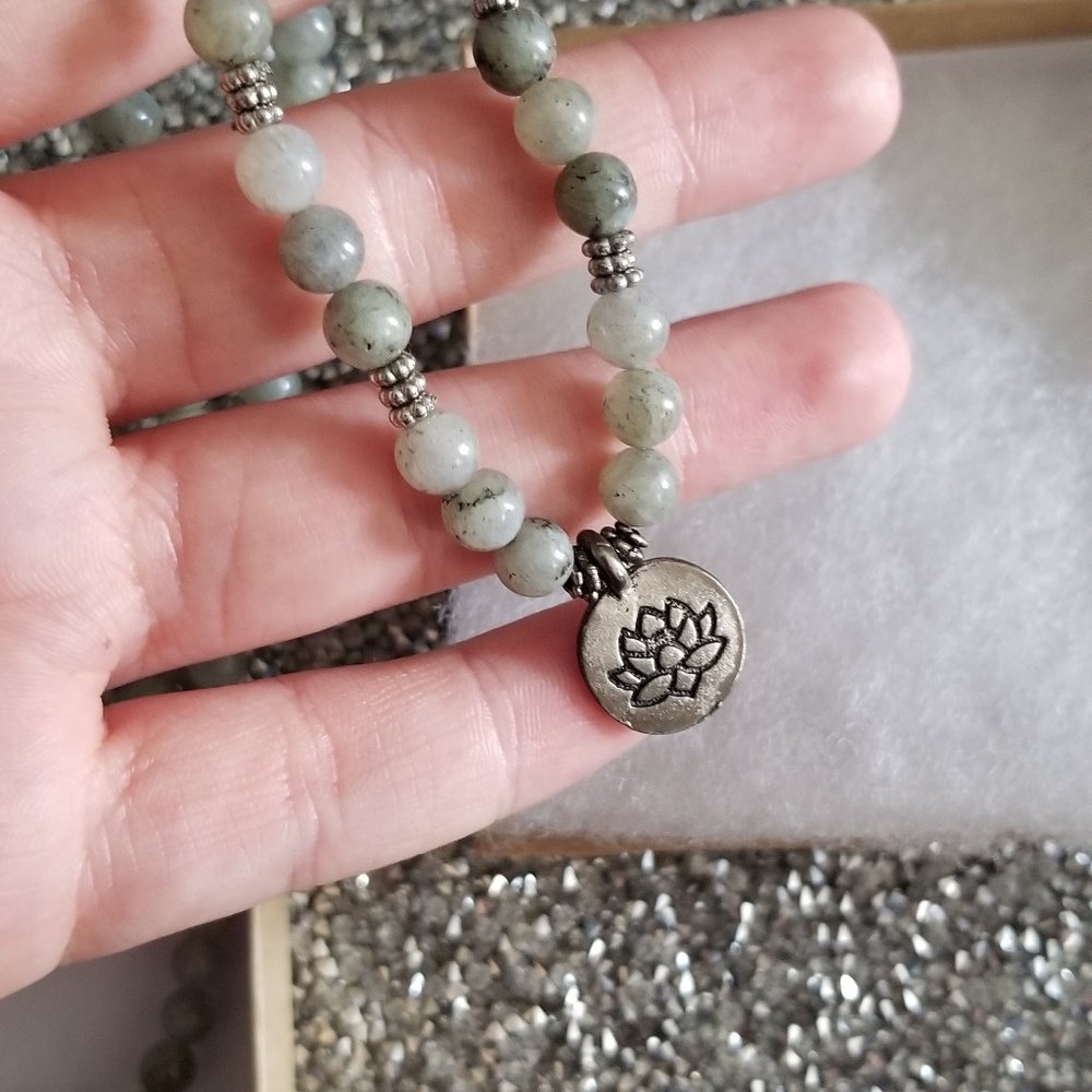 Labradorite Mala Bead Necklace - Picture 4 of 4